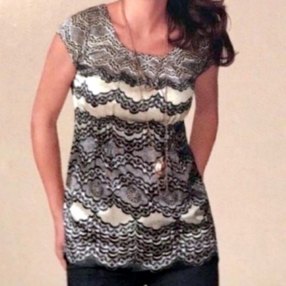 Cabi Silk Chantilly Lace Print Tunic Top Size Small
